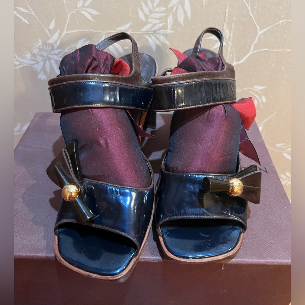 Louis Vuitton Blue Patent Elegant Sling Back Wood Heel Shoes